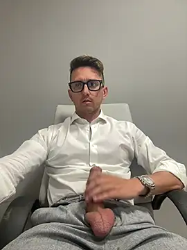 Snapshot of masterboss_ chatting on July 2026 11:35:01 AM masterboss online show from July 2026 11:35:01 AM