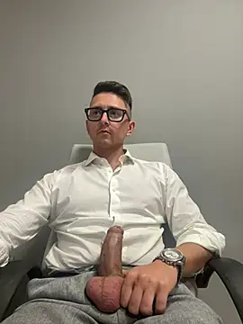 Snapshot of masterboss_ chatting on July 2026 11:31:02 AM masterboss online show from July 2026 11:31:02 AM