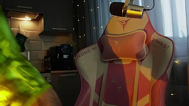 BOOLOCHKAA online show from December 2024 08:33:02 AM