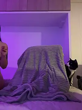 aangie  uwu online show from December 2024 11:06:02 PM