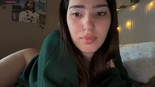 Snapshot of Anisawithlove chatting on May 2026 06:20:01 AM Anisawithlove online show from May 2026 06:20:01 AM