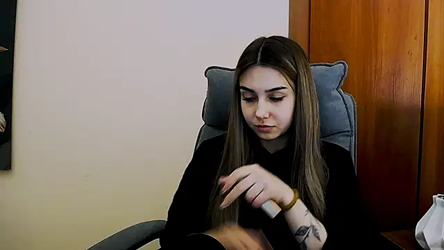 Snapshot of Lili_magic chatting on March 2025 01:04:02 PM Lili magic online show from March 2025 01:04:02 PM