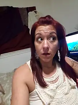 Snapshot of bella8769 chatting on February 2025 02:43:02 PM bella8769 online show from February 2025 02:43:02 PM