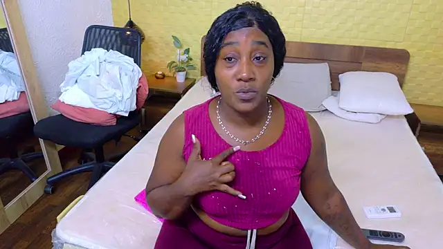 kiara evanss online show from February 2026 03:15:02 PM