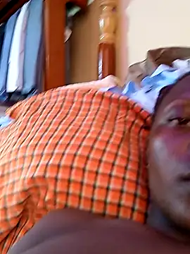 Snapshot of pretty_amaal chatting on March 2025 08:57:01 AM pretty amaal online show from March 2025 08:57:01 AM