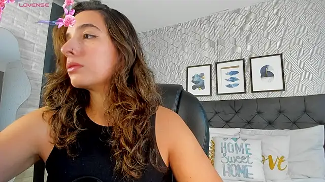 emma  smith1 online show from March 2025 12:59:02 PM