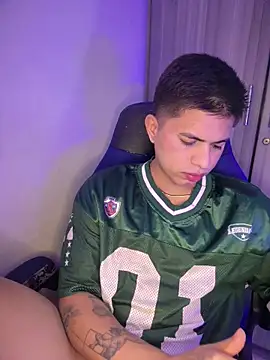 Niicky1  online show from April 2026 02:26:01 PM