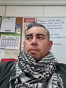 Manolete007x online show from September 2025 09:15:01 PM