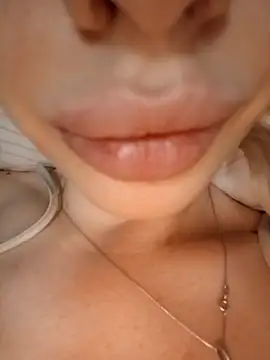 Elza kom online show from February 2025 04:03:02 PM