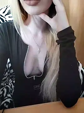 Elza kom online show from March 2025 09:38:01 AM