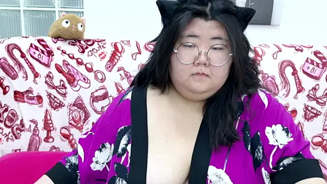 Nadine asian online show from March 2026 08:19:01 AM