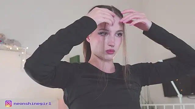 NeonShine online show from October 2025 06:02:02 AM