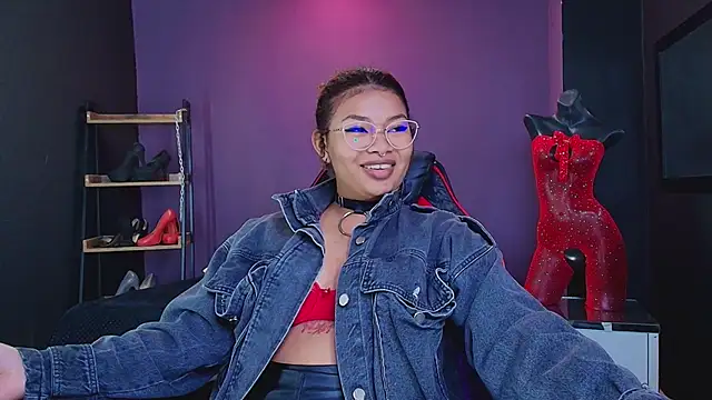 JadaRoberts online show from December 2024 11:51:01 PM