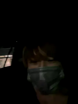 issy19 online show from October 2025 09:18:02 AM