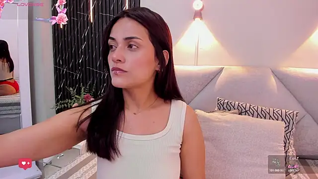 Snapshot of katrina_kaif_x chatting on November 2025 07:12:01 PM katrina kaif x online show from November 2025 07:12:01 PM