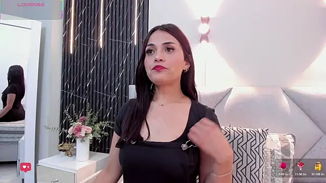 Snapshot of katrina_kaif_x chatting on November 2025 07:15:01 PM katrina kaif x online show from November 2025 07:15:01 PM