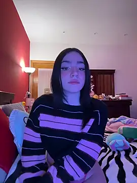 Snapshot of ShannonShanny chatting on January 2025 08:43:02 AM ShannonShanny online show from January 2025 08:43:02 AM