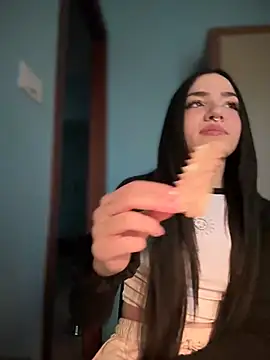 Snapshot of ShannonShanny chatting on January 2025 02:46:02 PM ShannonShanny online show from January 2025 02:46:02 PM