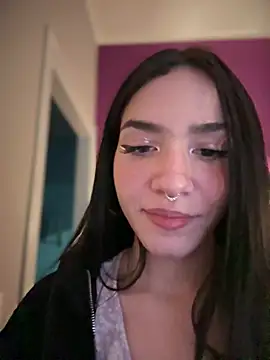 Snapshot of ShannonShanny chatting on March 2025 05:17:02 PM ShannonShanny online show from March 2025 05:17:02 PM