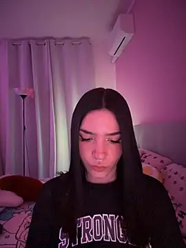 ShannonShanny online show from November 2025 08:18:01 PM