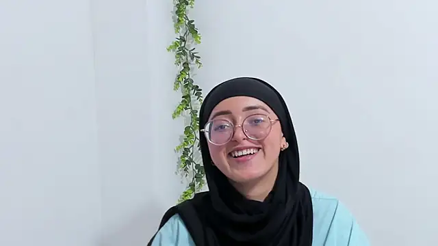 Snapshot of aysel_elid chatting on December 2024 09:17:01 PM aysel elid online show from December 2024 09:17:01 PM