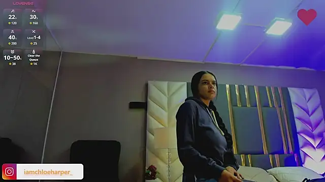 ChloeHarper  online show from June 2026 11:44:01 AM