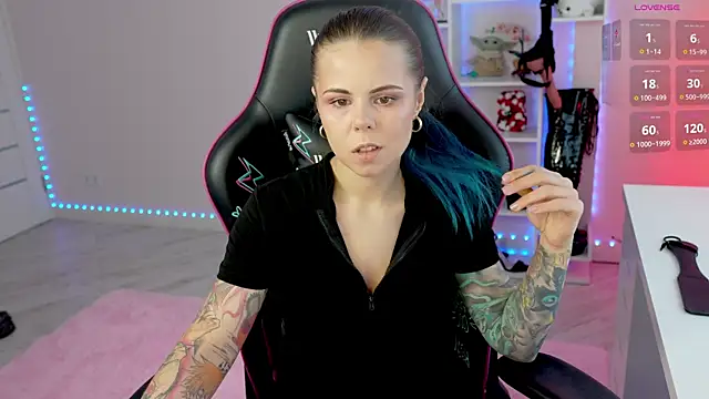 Latex Kitty online show from August 2026 12:43:02 PM