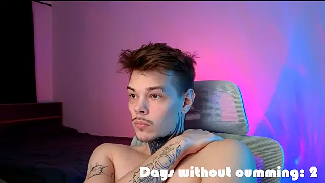 DENIS HERE online show from February 2026 01:17:01 AM