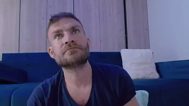 Snapshot of 10in_deluxe chatting on October 2025 07:58:01 AM 10in deluxe online show from October 2025 07:58:01 AM