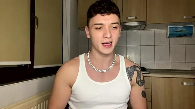 Snapshot of Joedonovan1 chatting on December 2024 07:54:02 PM Joedonovan1 online show from December 2024 07:54:02 PM