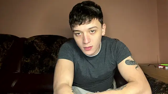 Snapshot of Joedonovan1 chatting on February 2025 06:59:01 PM Joedonovan1 online show from February 2025 06:59:01 PM