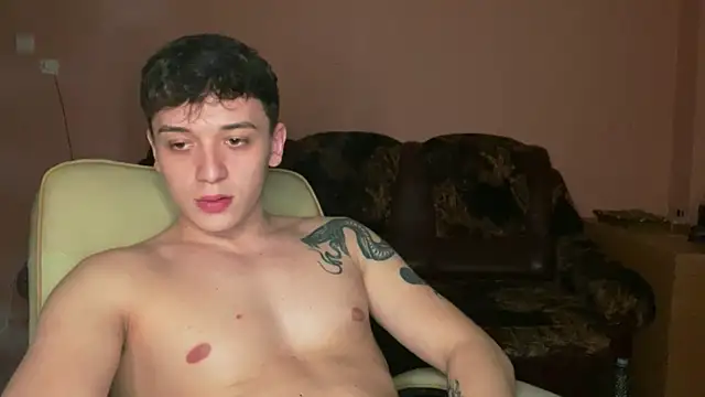 Snapshot of Joedonovan1 chatting on March 2025 06:29:02 PM Joedonovan1 online show from March 2025 06:29:02 PM