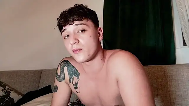 Snapshot of Joedonovan1 chatting on September 2025 08:25:02 PM Joedonovan1 online show from September 2025 08:25:02 PM