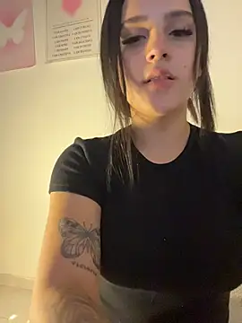 violet-333 online show from February 2026 06:09:01 PM