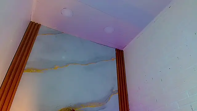 CoralineSweett online show from October 2025 06:36:01 PM