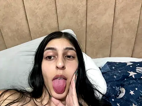Snapshot of cristel_17 chatting on September 2025 03:41:02 AM cristel 17 online show from September 2025 03:41:02 AM