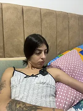 Snapshot of cristel_17 chatting on April 2026 11:14:02 PM cristel 17 online show from April 2026 11:14:02 PM
