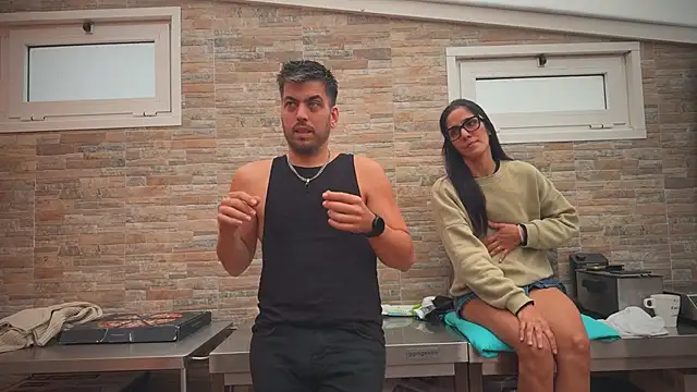 Snapshot of barfantasy chatting on October 2025 08:48:02 AM barfantasy online show from October 2025 08:48:02 AM