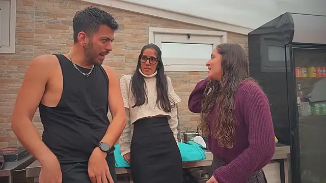 Snapshot of barfantasy chatting on October 2025 09:44:01 AM barfantasy online show from October 2025 09:44:01 AM