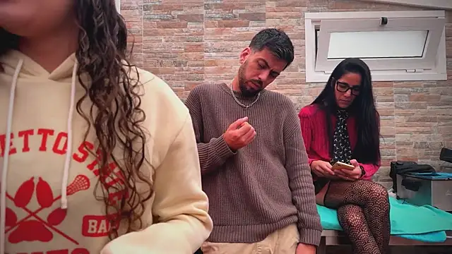 Snapshot of barfantasy chatting on November 2025 11:31:02 AM barfantasy online show from November 2025 11:31:02 AM