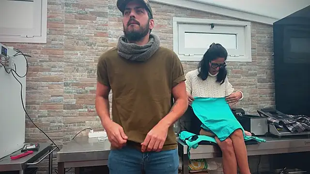 Snapshot of barfantasy chatting on December 2025 10:11:02 AM barfantasy online show from December 2025 10:11:02 AM