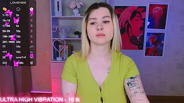 cutie mili online show from February 2025 10:37:01 PM