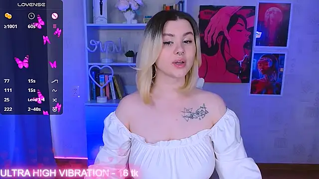 cutie mili online show from March 2025 12:42:02 PM