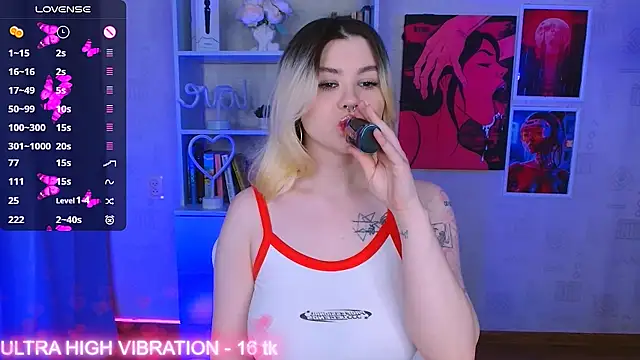 cutie mili online show from March 2025 10:05:01 AM