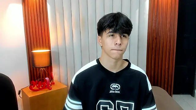 carl dixon online show from October 2025 07:47:01 PM