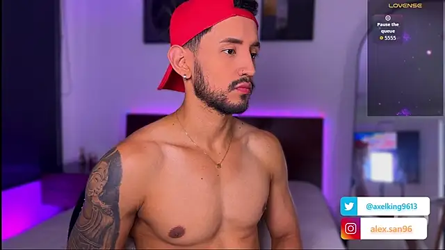 AxelKing1326 online show from November 2025 09:47:01 PM