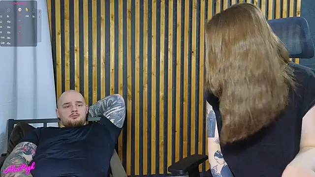 Snapshot of alicepugh chatting on March 2025 07:57:02 PM alicepugh online show from March 2025 07:57:02 PM