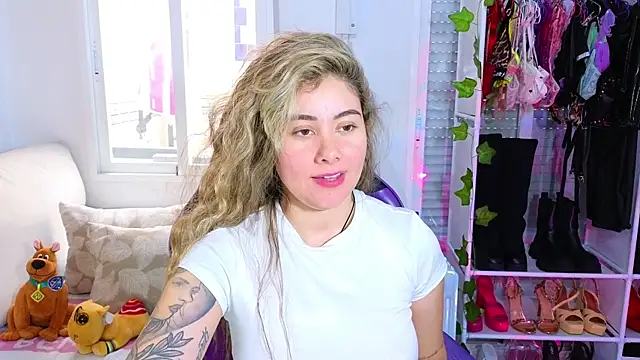 Tawny cox online show from March 2025 01:17:01 PM