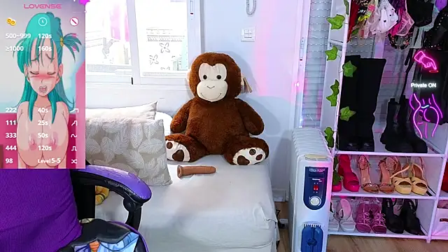 Tawny cox online show from March 2025 11:58:02 AM