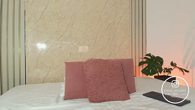 Ethan mullers online show from July 2026 09:41:01 AM